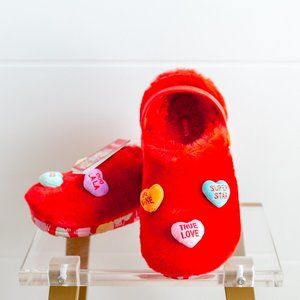 Crocs Classic Sweethearts Fur Sure Red Men 12 Valentine's Candy Collab New